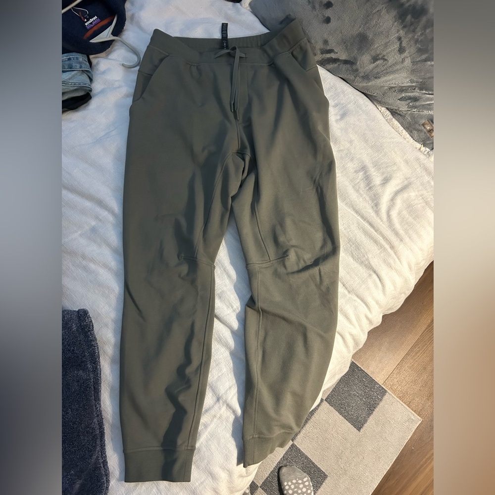 Lululemon City Sweat Jogger - Picture 1 of 3
